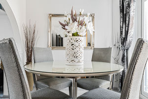Dining area- click for photo gallery